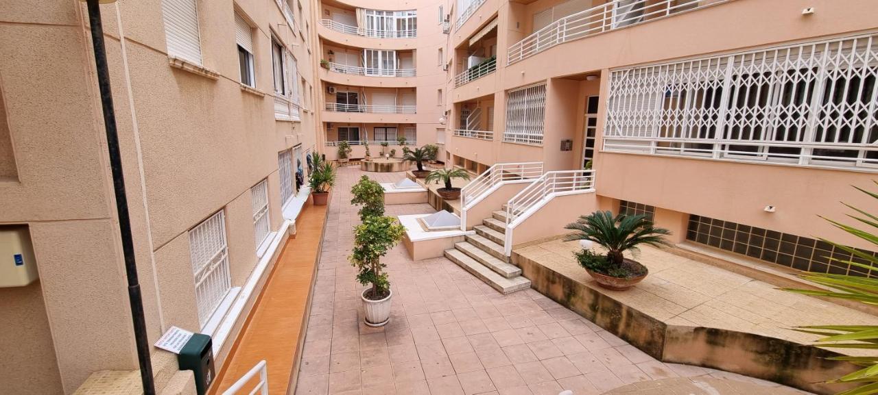 Apartament Dos Playas Torrevieja Exterior foto